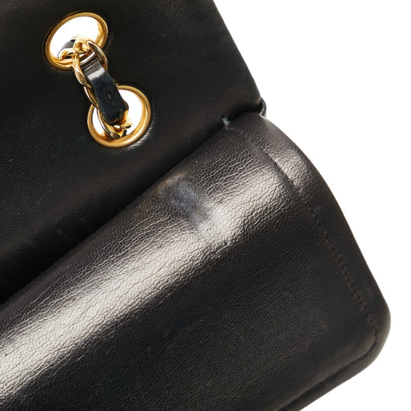 Chanel Medium Classic Double Flap Bag  Leather Shoulder Bag in Good condition