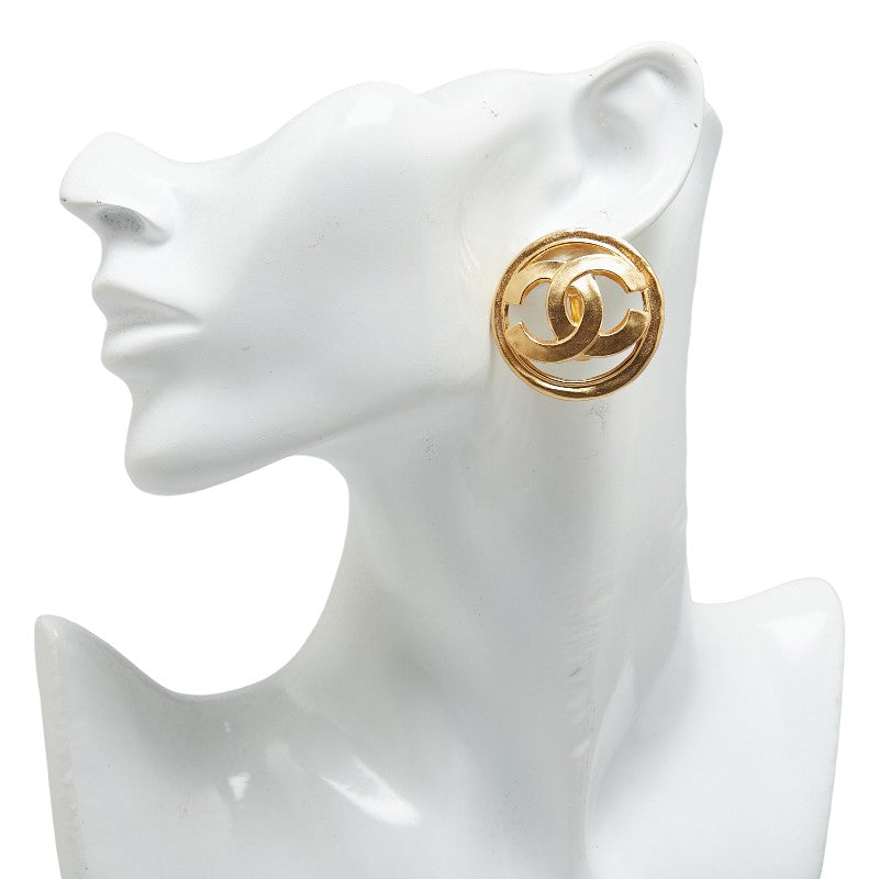 Chanel CC Clip On Earrings Metal Earrings in Good condition