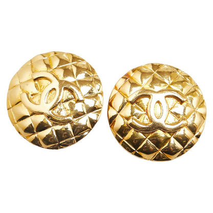 Chanel CC Quilted Clip On Earrings Metal Earrings in Good condition