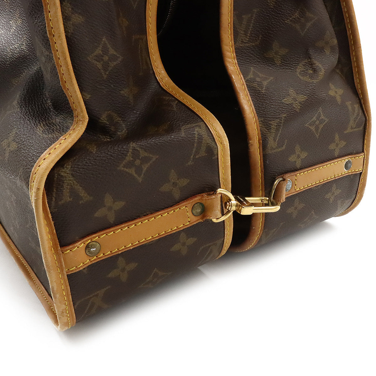 Louis Vuitton Portable Cinq Cintre Garment Case M23412