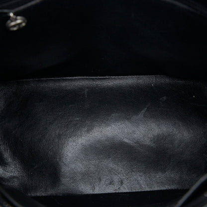 Chanel CC Patent Leather Medallion Tote Leather Tote Bag in Good condition