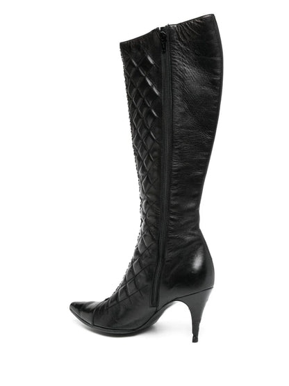 Diamond-quilted Chain Boots