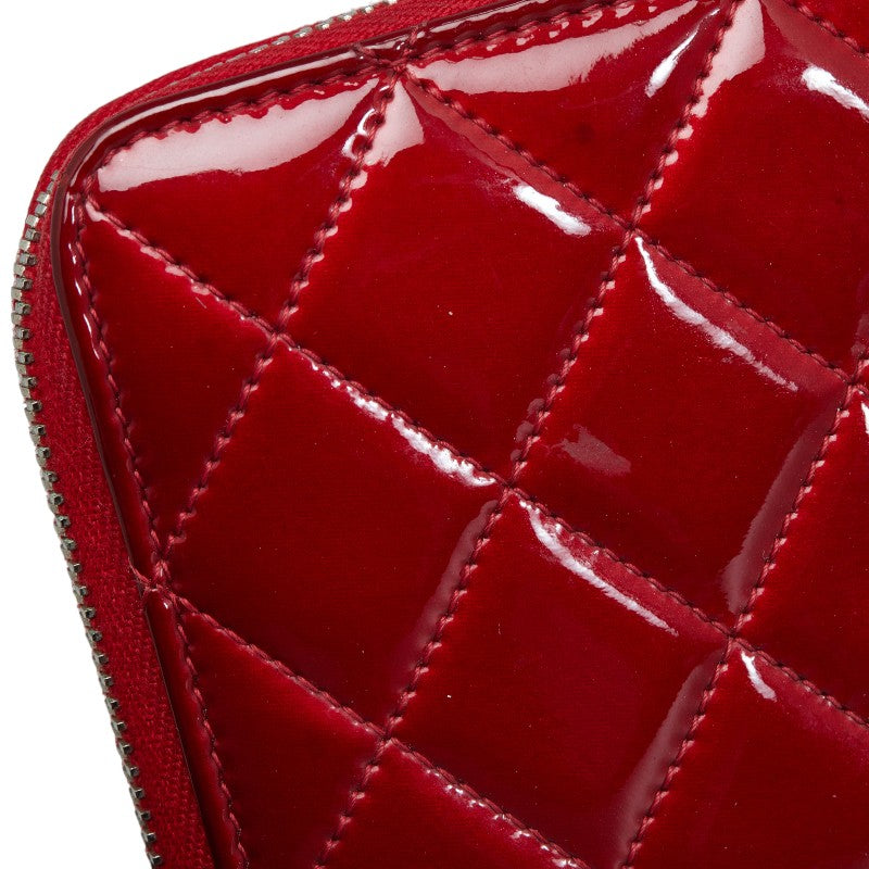 Chanel CC Patent Matelasse Zip Around Wallet  Leather Long Wallet in Good condition