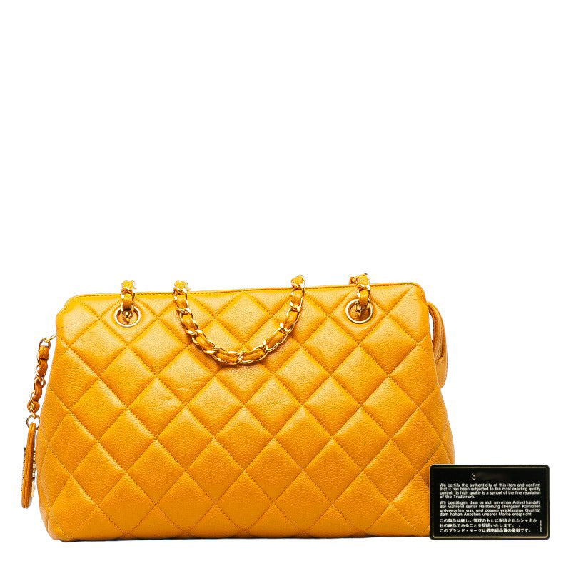 Chanel Quilted Caviar Chain Shoulder Bag Leather Shoulder Bag in Good condition