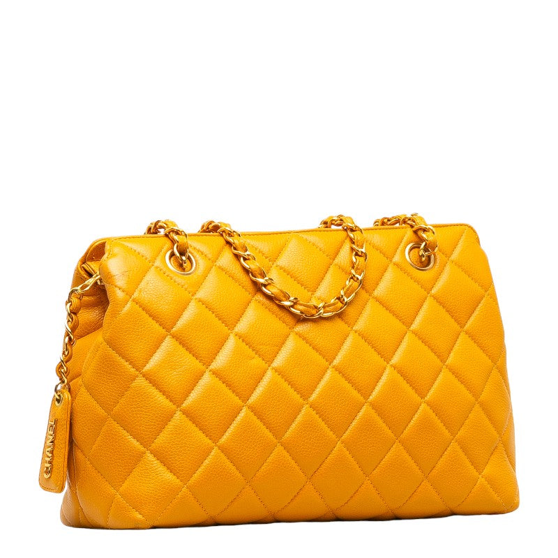 Chanel Quilted Caviar Chain Shoulder Bag Leather Shoulder Bag in Good condition