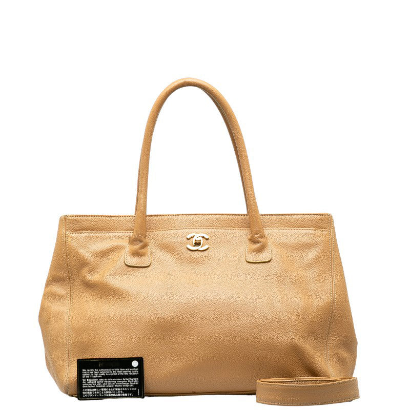 Chanel Leather Tote Bag Leather Tote Bag in Good condition