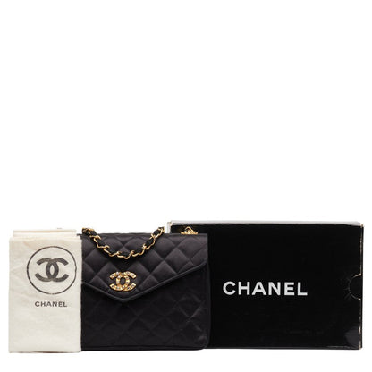 Chanel Quilted Velvet Flap Bag Canvas Shoulder Bag in Good condition