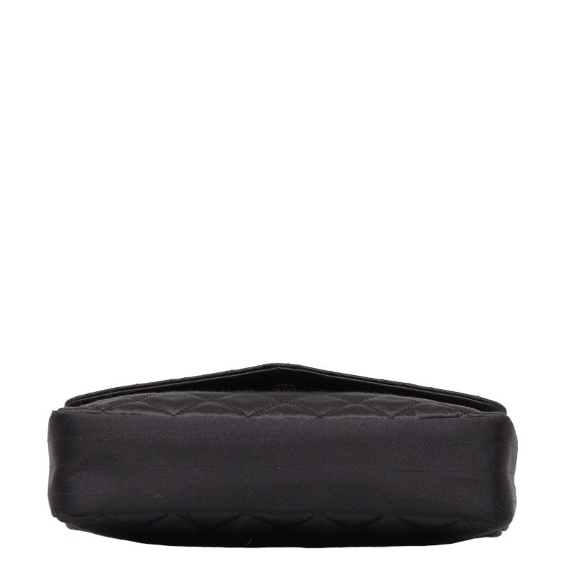 Chanel Quilted Velvet Flap Bag Canvas Shoulder Bag in Good condition