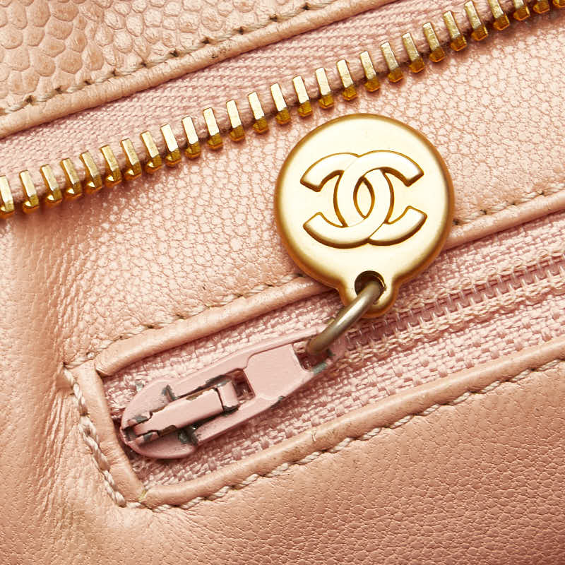 Chanel CC Caviar Medallion Tote  Leather Tote Bag in Good condition