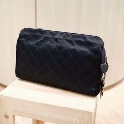 Chanel vintage silk clutch+chain
