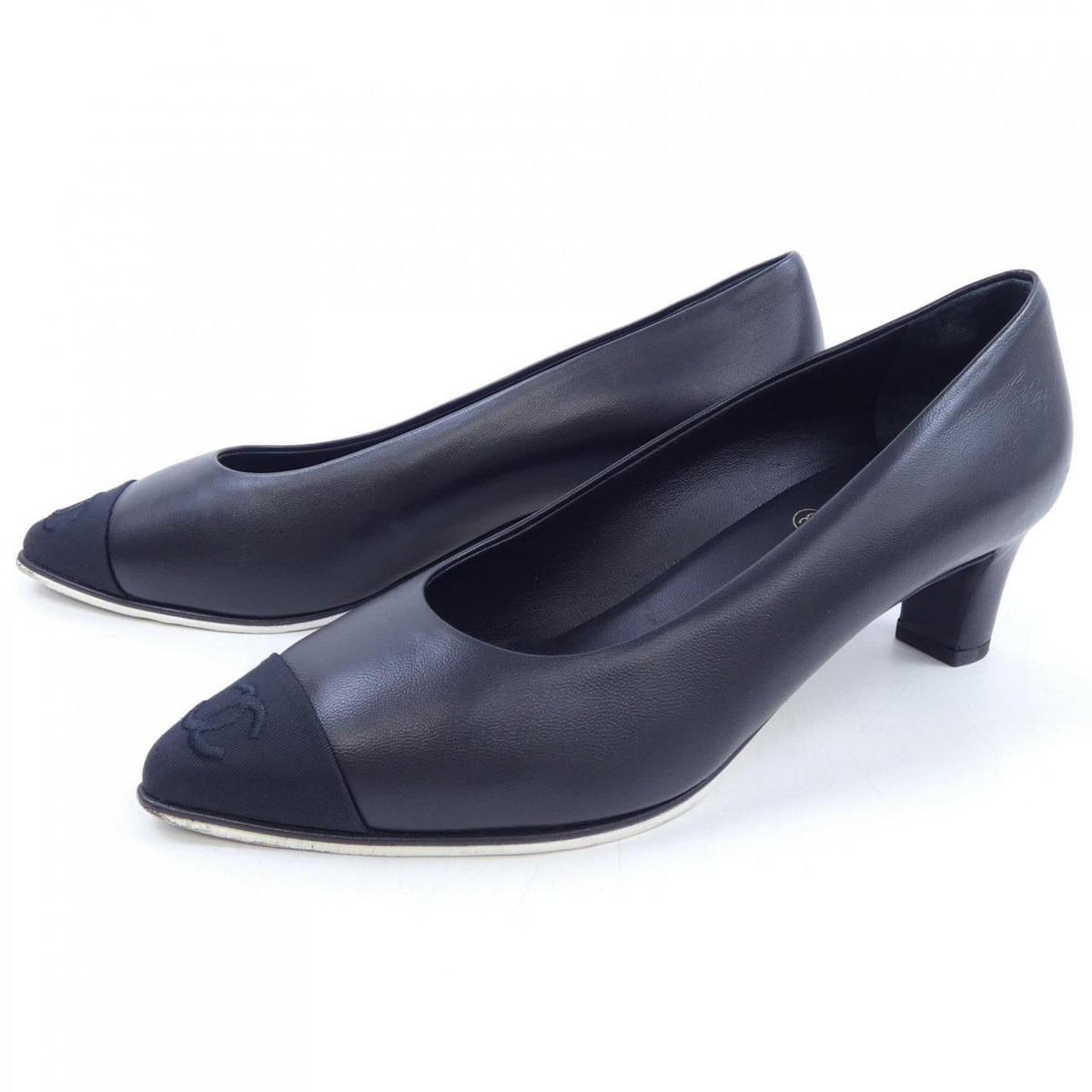 Chanel G36842Y50387 Lambskin Grosgrain Pumps