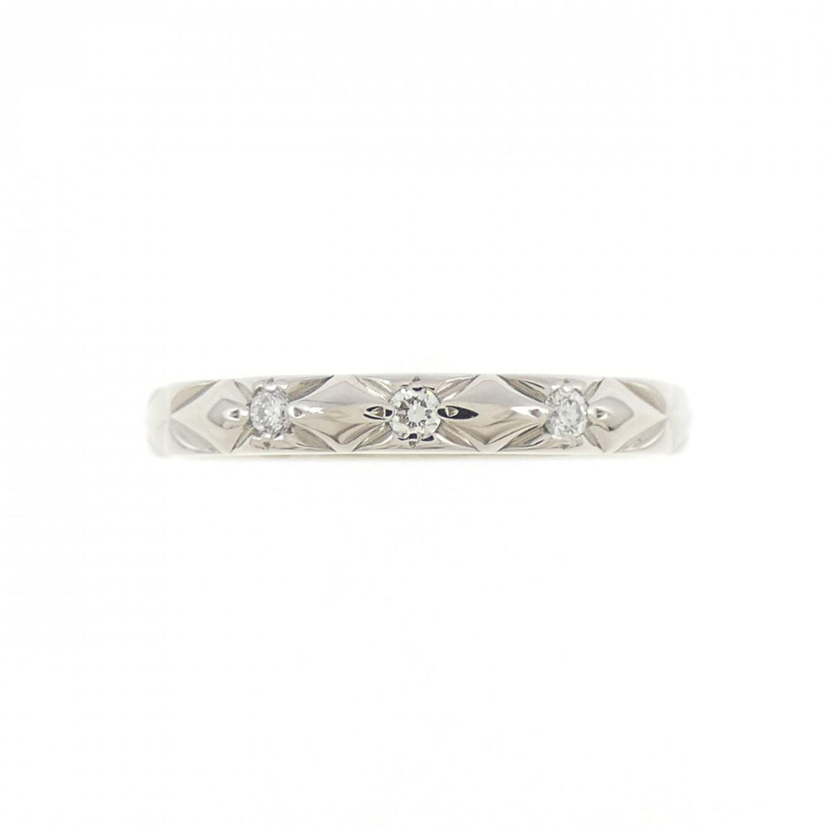 Chanel Matelassé Platinum Diamond Ring