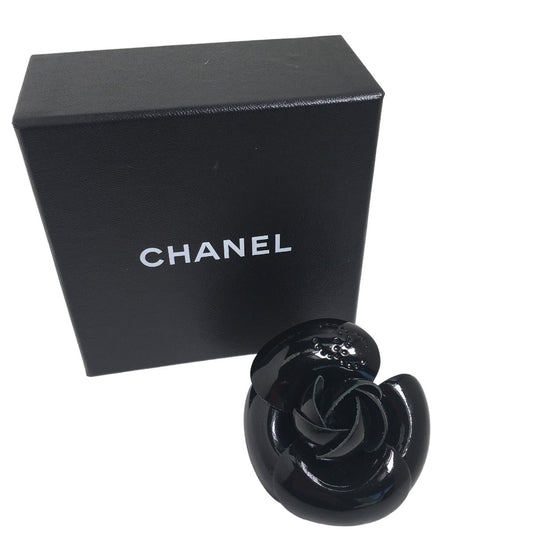 CHANEL Brooch Patent, part: leather black Camelia With Box corsage Women Used