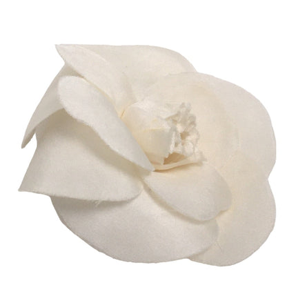CHANEL Brooch unknown white Camelia With Box corsage Women Used