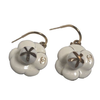 CHANEL Pierce metal White gold Hoop earring COCO Mark 02P Camelia Women Used