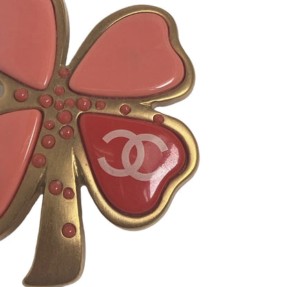 CHANEL Brooch metal Gold / Pink corsage COCO Mark 031P Clover Women Used