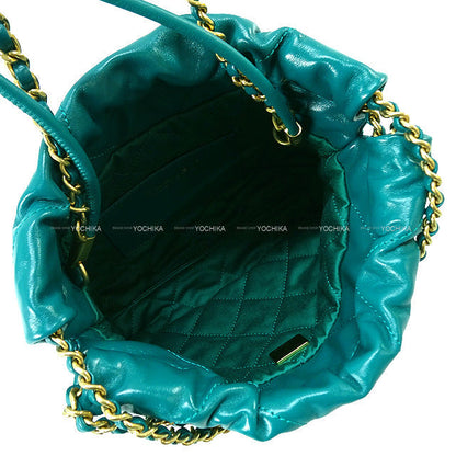 Chanel Shoulder Bag Chanel 22 Mini Matlasse With Medal Charm Chain Bag Green Shiny Calf Skin Mat Gold HW AS3980