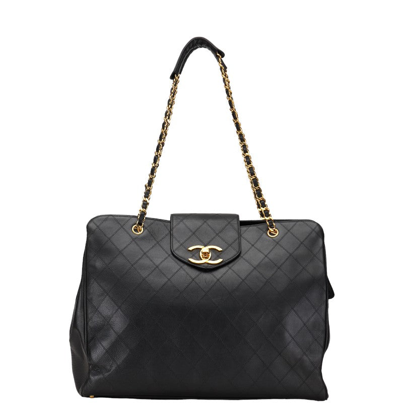 Chanel Quilted Leather Chain Tote Bag Leather Tote Bag in Good condition
