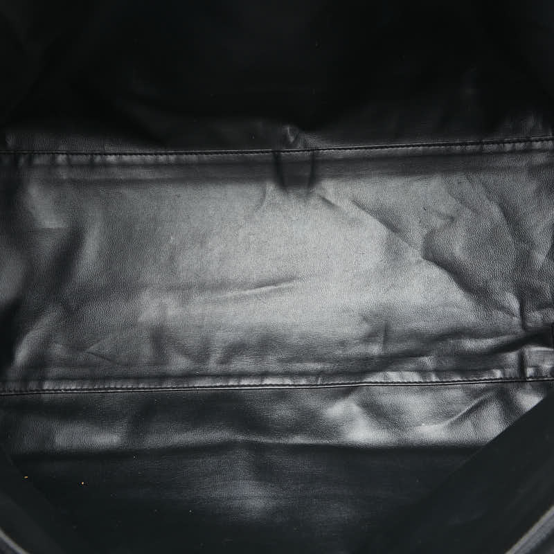 Chanel Quilted Leather Chain Tote Bag Leather Tote Bag in Good condition