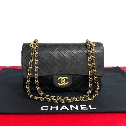Chanel Small Classic Double Flap Bag  Leather Handbag in Good condition