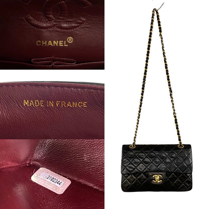 Chanel Classic Small Double Flap Bag  Leather Crossbody Bag in Good condition