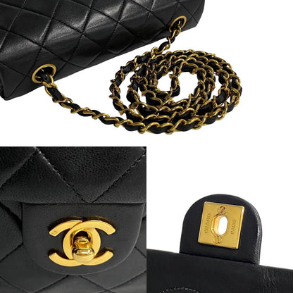 Chanel Classic Mini Single Flap Bag Leather Crossbody Bag in Good condition