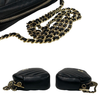 Chanel V Stitch Coco Lambskin Chain Shoulder Bag Leather Shoulder Bag 20S in Excellent condition