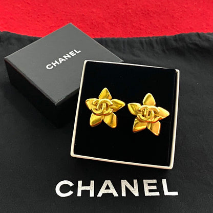 CHANEL Earring Gold Plated gold