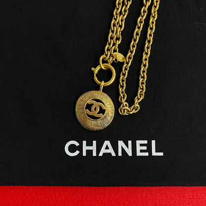 CHANEL Necklace Gold Plated gold