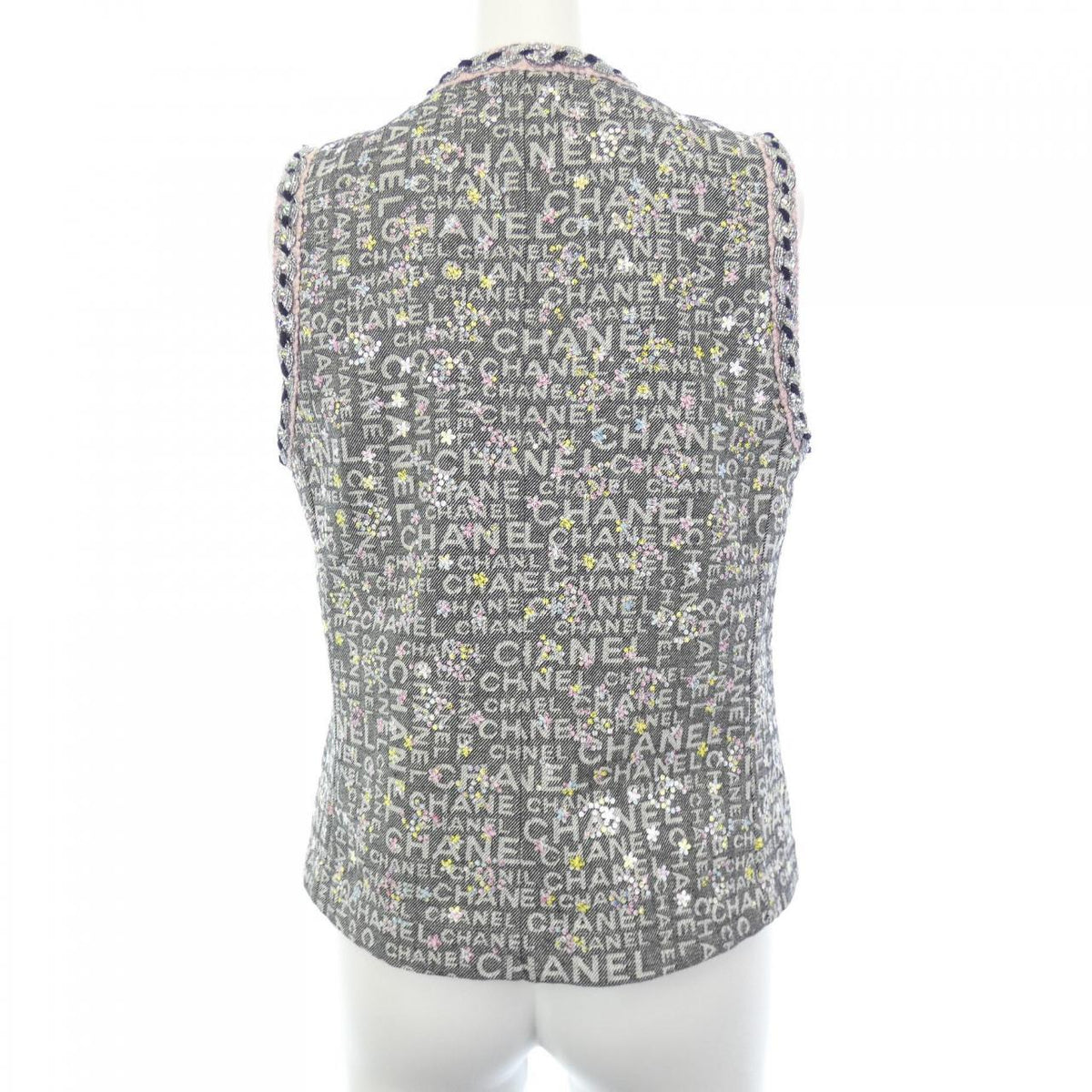 Chanel P76261V68127 Vest