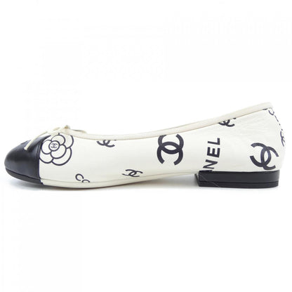 Chanel G39808Y56339 Lambskin Flat Shoes
