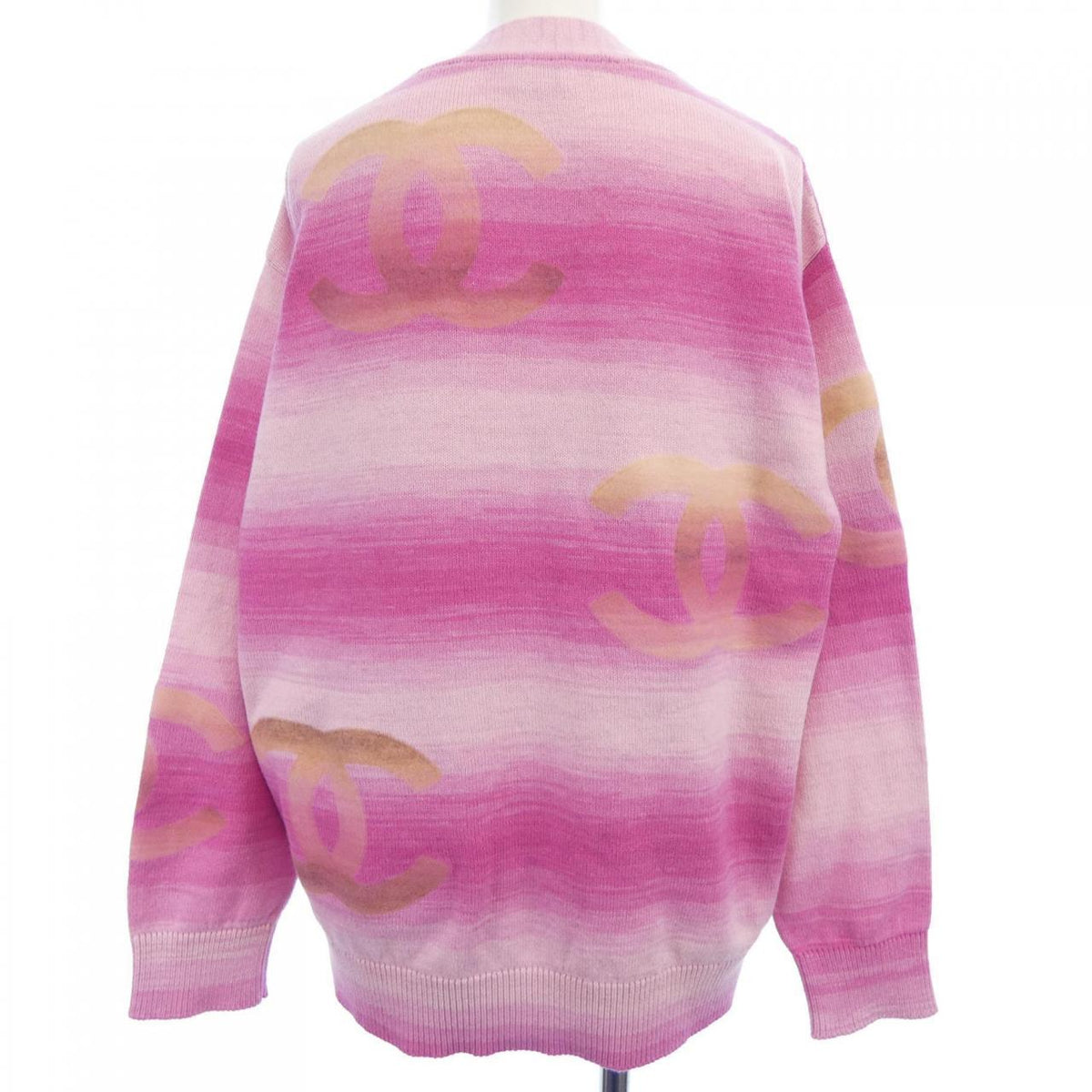 Chanel P76542K11013 Cashmere Cardigan