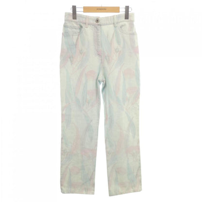 Chanel P62741V48435 Jeans