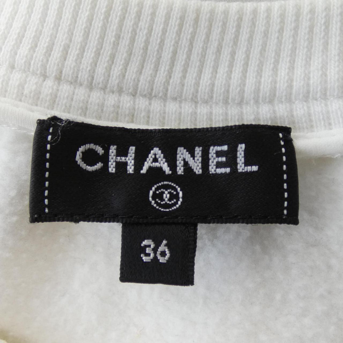 Chanel Sweatshirt Sweatshirt