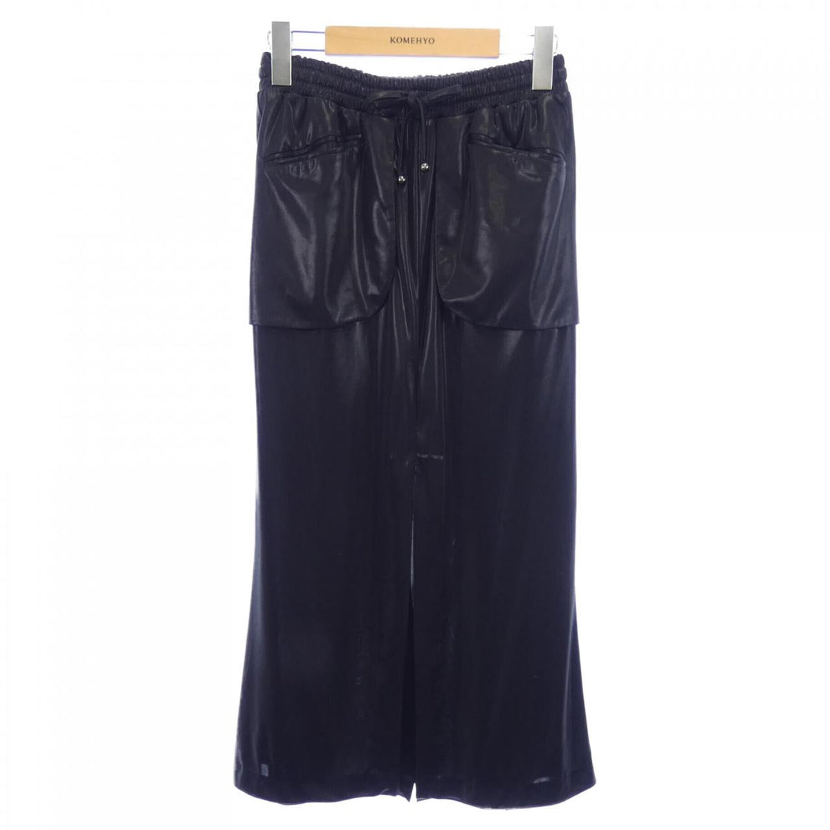 Chanel P43698V28404 Skirt