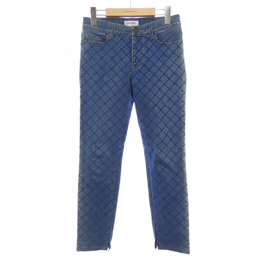 Chanel P58418V44382 Jeans