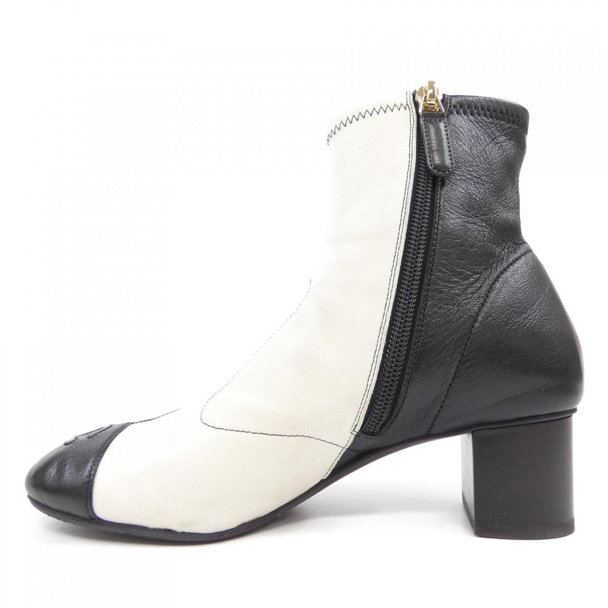 Chanel G35948X54385 Boots