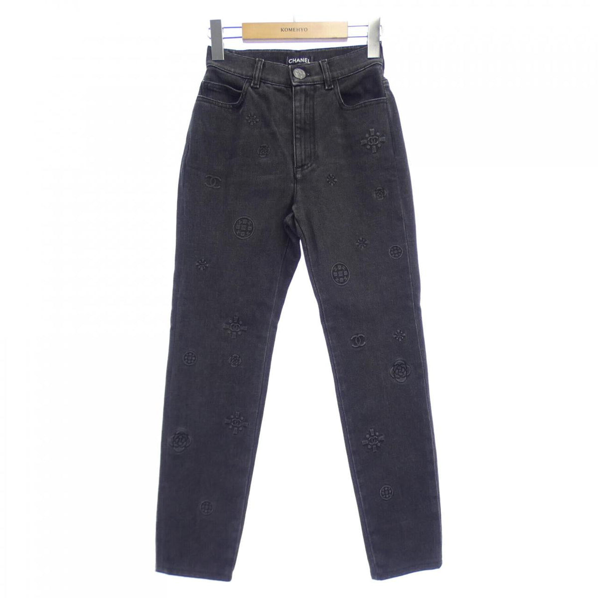 Chanel P70206V61793 Jeans