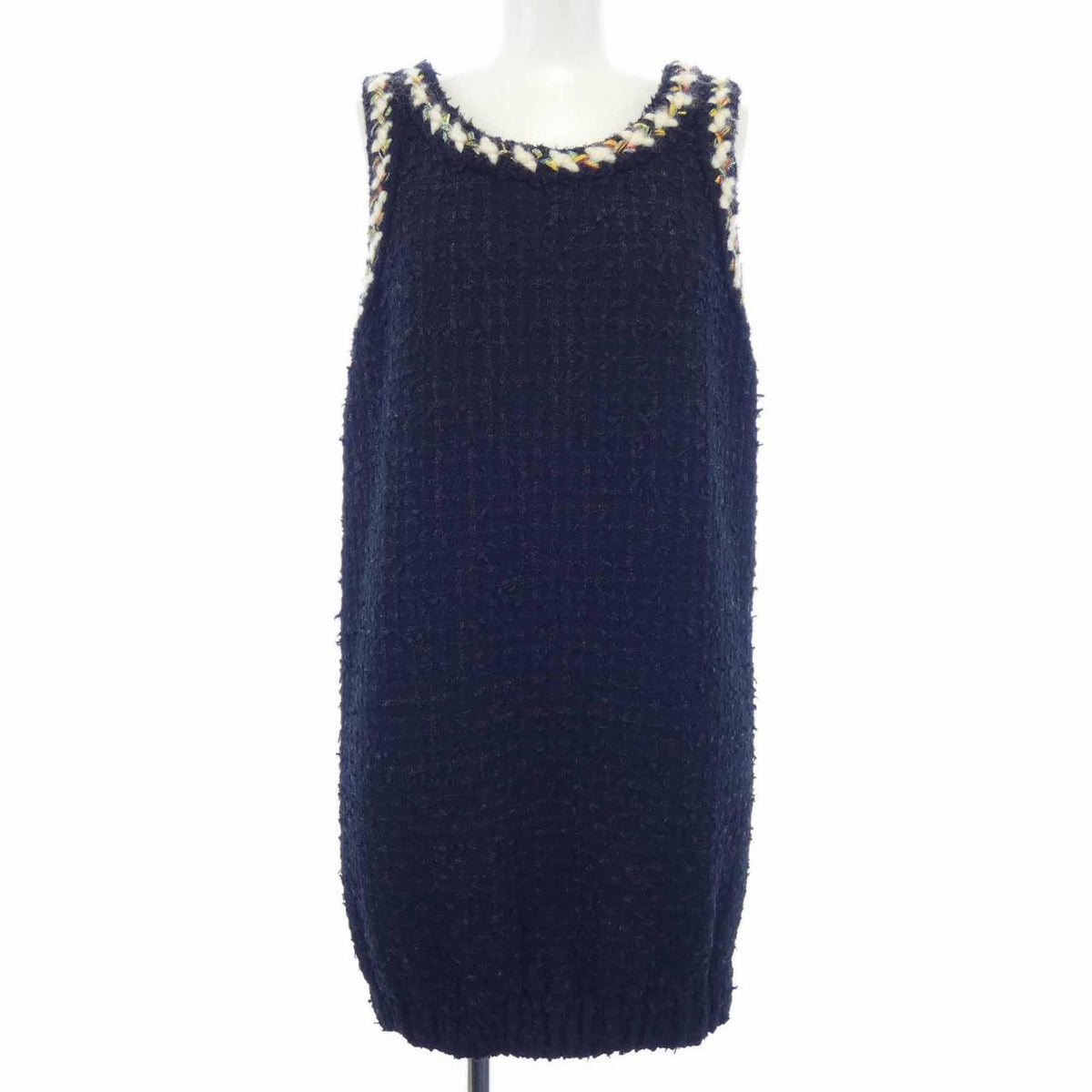 Chanel P75267V66430 Dress
