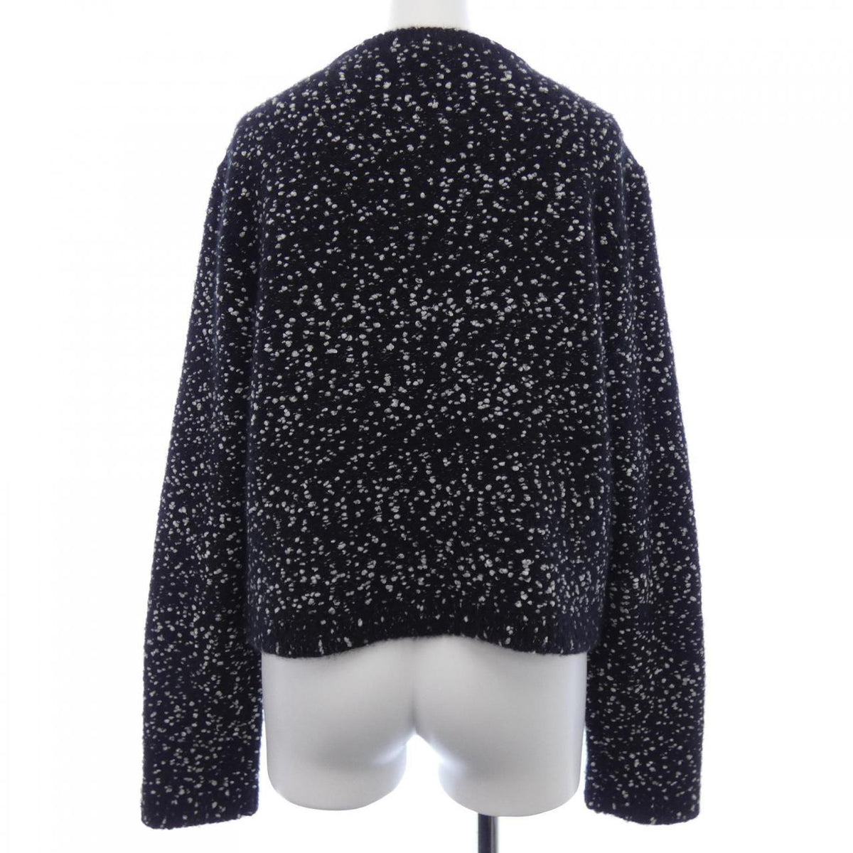 Chanel P76171K10976 Cashmere Cardigan