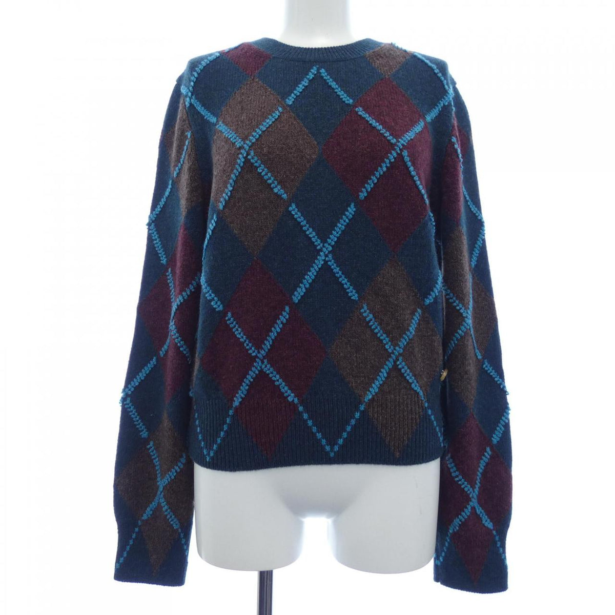 Chanel P77444K11172 Cashmere Knit