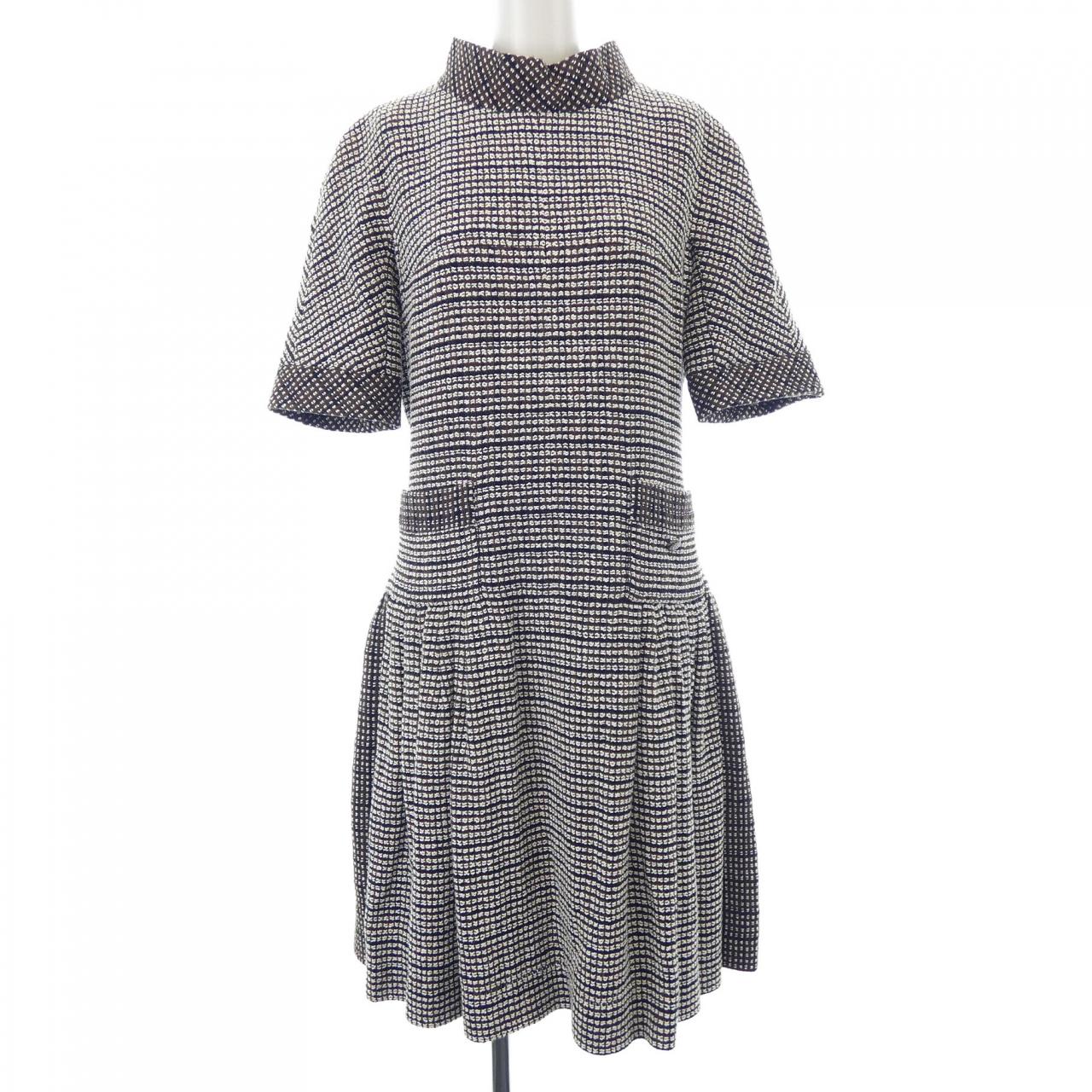 Chanel P40402V29357 Dress