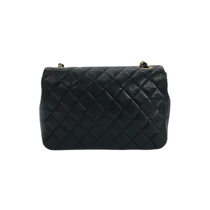 CHANEL Shoulder Bag lambskin black Matrasse