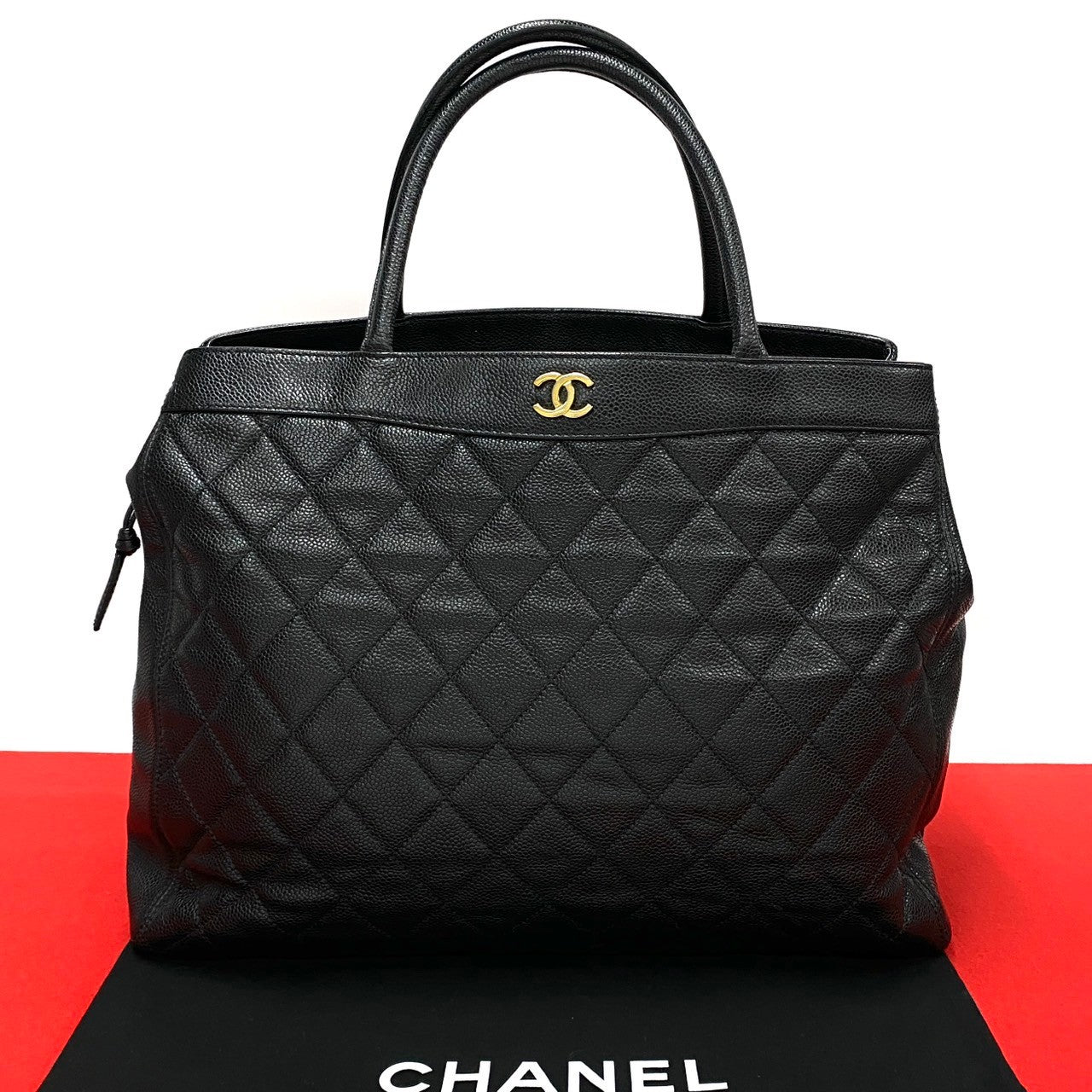 CHANEL Handbag Matt caviar skin black Matrasse