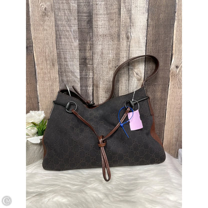 Handbag Luxury Designer By Gucci, Size: Medium