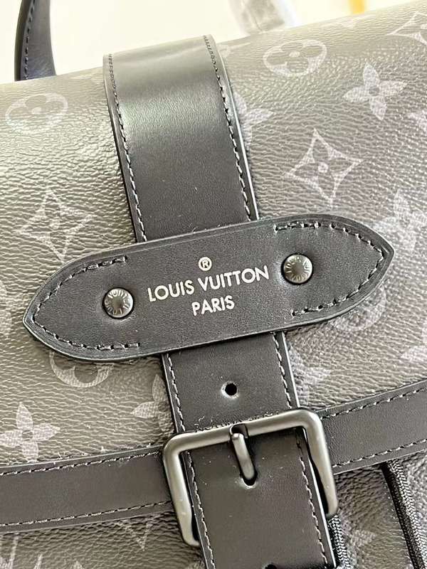 The Franco Shops - Louis Vuittons  - 12042
