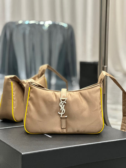 Franco Shops - Yves Saint Laurent - Bags - 163