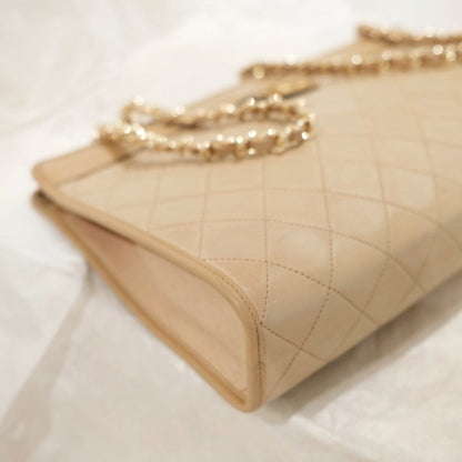 Chanel vintage beige pouch+chain
