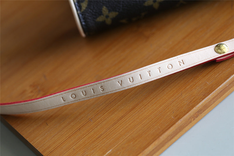 Franco Shops - Louis Vuittons  - 9260