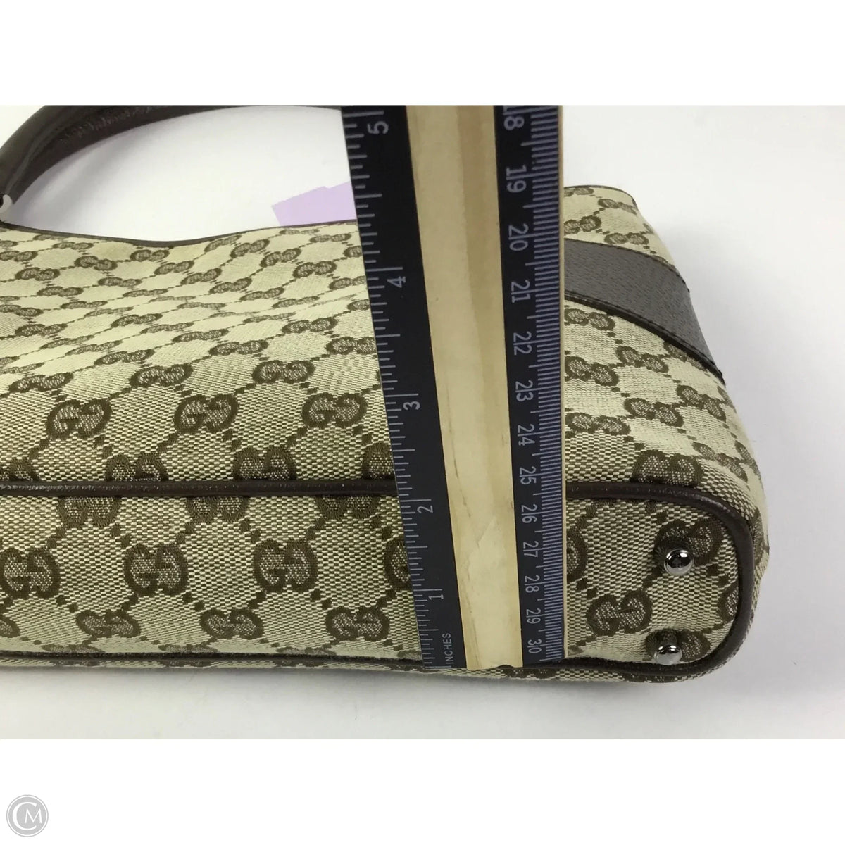Handbag Luxury Designer By Gucci, Size: Medium